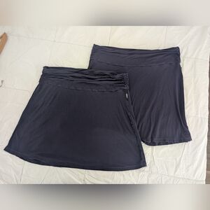 2 White Sierra Blue Skirts, XL